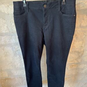 Liz Claiborne Women's Black Skinny Jeans